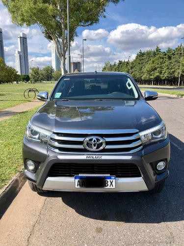 Imagen 4 de 5 de Toyota Hilux 2017 2.8 Cd Srx 177cv 4x4 At