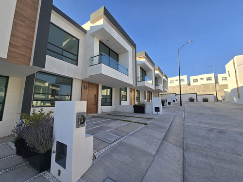 Casas Venta En Nuevo Refugio, Con Recámara En Planta Baja