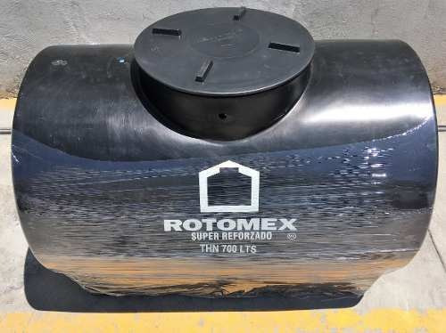 Tinaco para agua Rotomex THN bicapa horizontal polietileno 700L negro de 142 cm x 87 cm