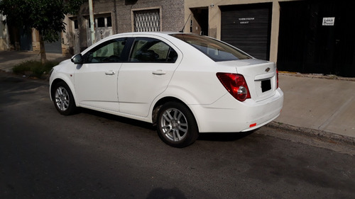 Chevrolet Sonic Lt 2013