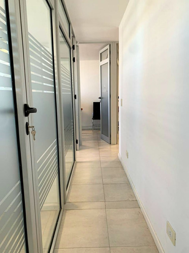 Imagen 10 de 23 de Rawson 2400. Piso De Oficinas En Venta