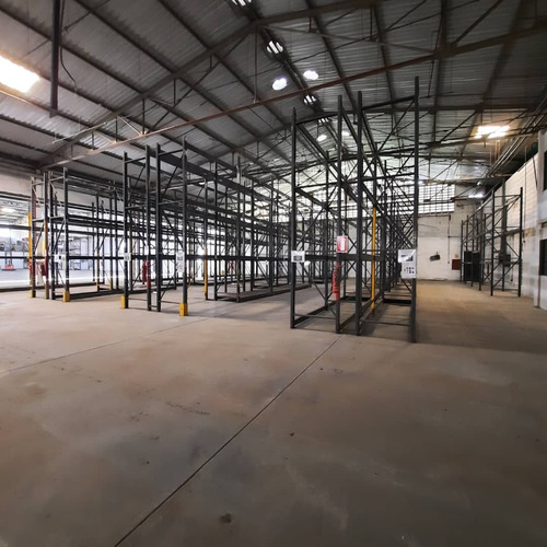 Galpon 4125m A Pocos Metros De Traki, Financiamiento El Nepe Zona Industrial Guacara. Nrx-blk