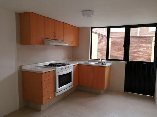 Imagen 4 de 12 de Casa Sola En Renta San Felipe Tlalmimilolpan