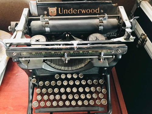 Maquina De Escribir Underwood -made In Usa