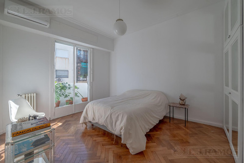 3 Ambientes - Impecable- Recoleta - Toilette - Super Luminoso