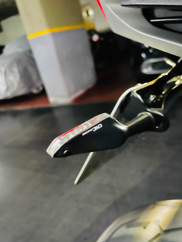 Imagen 8 de 12 de Mv Agusta Brutale 1090 Rr