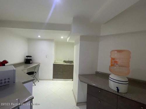 Consultorio En Renta En Lomas Verdes Naucalpan De Juarez Gis 24-1986