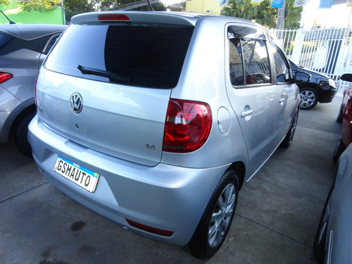 Imagem 6 de 11 de Volkswagen Fox 1.6 Vht Total Flex 5p