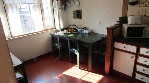 Imagen 8 de 12 de Casa Próxima A La Plaza De La Cruz 5 Amb Jardín,pileta Y Garage Dos Autos