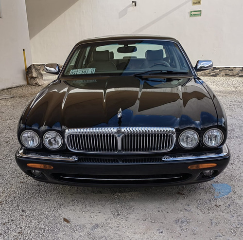Jaguar S-Type 4.2 V8 Mt