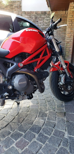 Ducati Monster 796 Abs