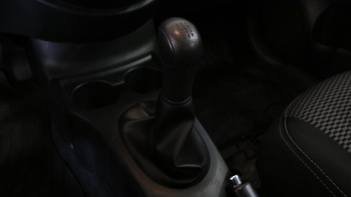 Nissan Versa 1.6 Advance Mt - 138087 - C