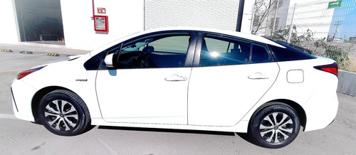 Toyota Prius 1.8 Base Cvt