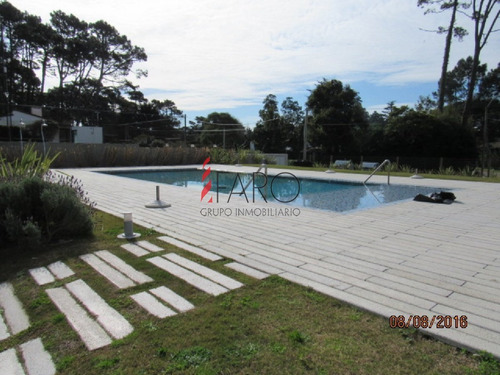 Monoambiente En Roosevelt Con Garage Y Servicios-ref:36974
