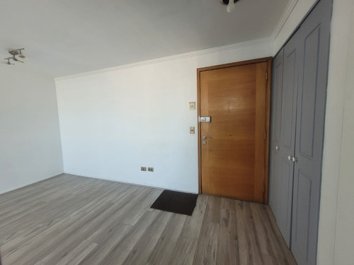 Venta Depto. 2d+2b+e+b En Av. Salvador/sucre, Ñuñoa
