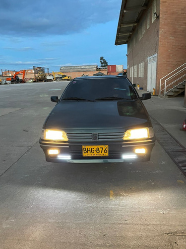 Peugeot 405 2.0 Sri 4 p