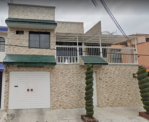 Increíble Precio De Remate Bancario, Casa En Venta En La Colonia San Antonio, Azcapotzalco!!!!