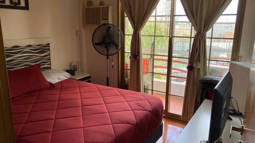 Imagen 12 de 15 de Departamento En Venta De 2 Amb. En Moron Centro