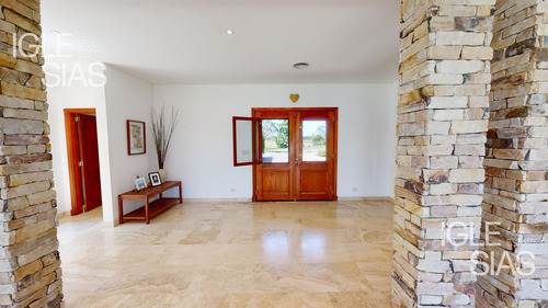 Importante Propiedad En El Golf Nordelta - Venta Y Alquiler Al Lago Central