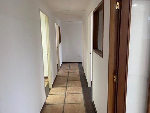Imagen 9 de 13 de Hermosa Oficina En Alquiler Ideal Para Esteticas O Consultorios Medicos/con Hermosa Vista Las Mercedes