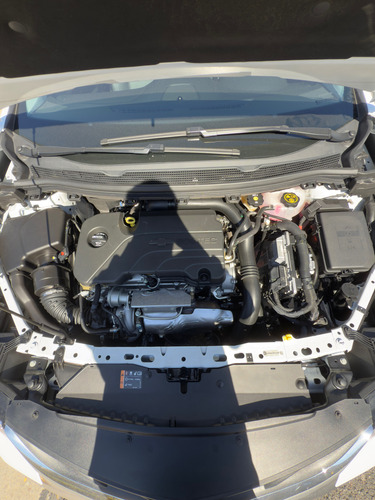 Chevrolet Cruze 5 1.4 Lt At 5p