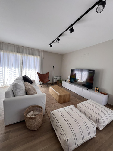 ¡precio De Oportunidad! ¡housing De Categoría En Zona Norte!