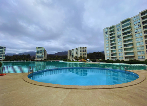 Departamento En Arriendo De 2 Dorm. En Papudo