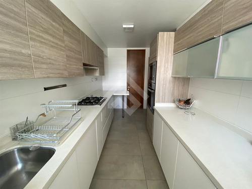 Departamento En Arriendo De 4 Dorm. En Lo Barnechea