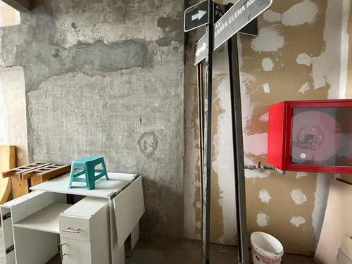 Arriendo Local Comercial De 42,39 M2, Metro Monte Tabor