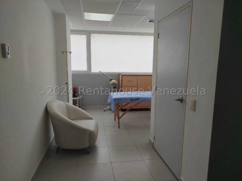 Sm Local Comercial En Alquiler En Santa Paula 25-3517 Yf