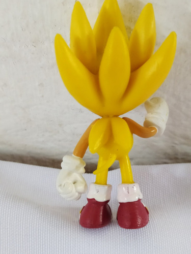 Super Sonic The Hedgehog Jazwares Sega (Usado)