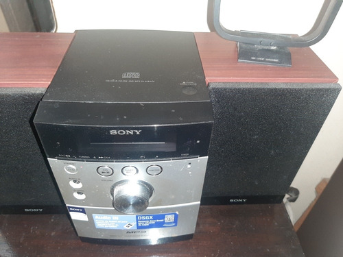 Imagen 7 de 8 de Minicomponente Equipo Musica Parlantes Cd Casette Mp3 Sony