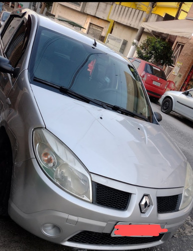 Imagem 1 de 4 de Renault