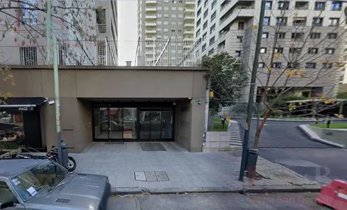 Cochera Auto Compacto/ Mediano Palermo Chico - Acceso Por Portón Automático A Rampa