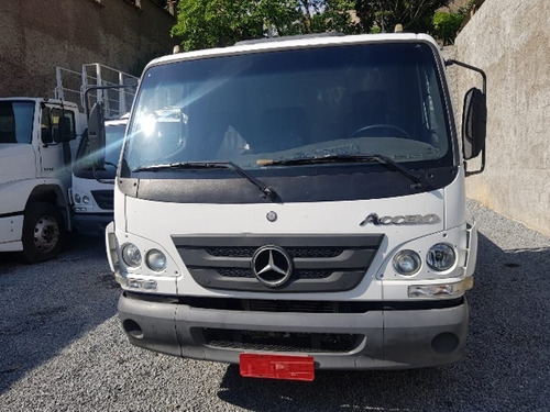 Mercedes Acello 815 C Ano 2017/2018 Cabine Suplementar
