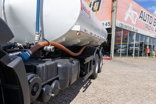Vw 31330 Pipa 20.000l Gascom, Rabo De Pavão E Chuveirinho!
