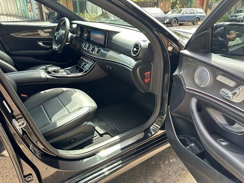 Imagen 13 de 25 de Mercedes Benz E400 4matic Aut 9 Marchas 2018 64.300km Serv O
