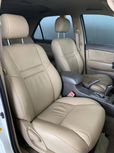 Toyota Hilux Sw4 3.0 Srv 4x4 7 Lugares 16v Turbo