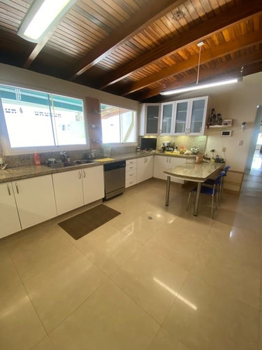 Imagen 7 de 26 de Se Vende Casa 640m2 4h+4s/8b/12p Cerro Verde 0746