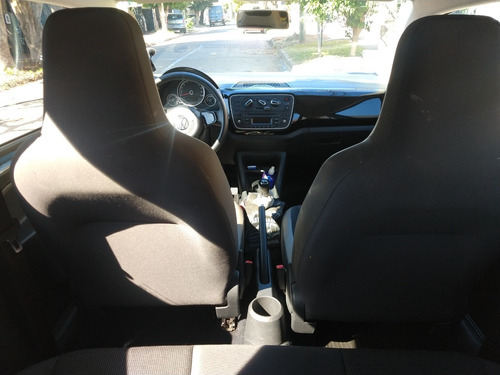 Volkswagen Up High 1.0 2015