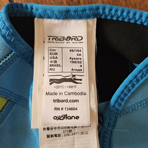 Traje De Neuprene Para Niños Marca Tribord Talle 4 (Usado)