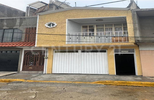 Casa En Venta En El Tenayo Centro, Tlalnepantla, Estado De México