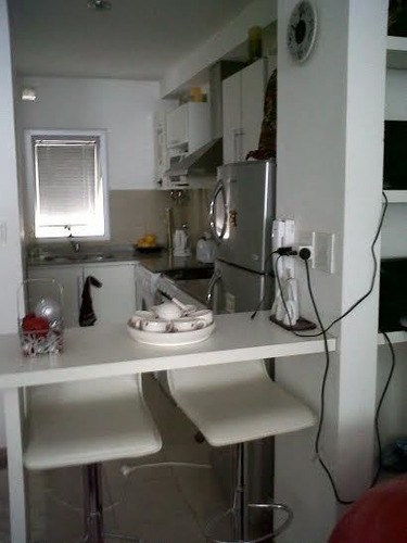 Imagen 2 de 5 de Vendemos Mono Ambiente En Calle 18 E 33 Y 34