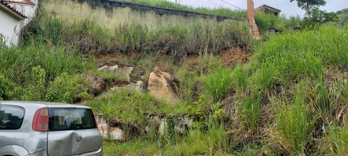 Terreno De 80 Metros Quadrados .