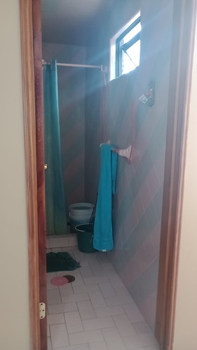 Casa En Venta Con 1 Departamento Independiente 180m2, Col. Jacarandas, Iztapalapa.