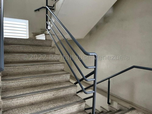 Edificio Comercial En Venta Prado De Maria Mls #25-10963