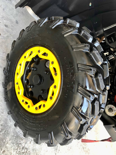 Imagen 11 de 24 de Cuatriciclo Can-am Outlander 800r 4x4 Excelente