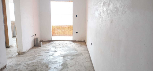 Imagem 2 de 14 de Amj147 Apartamento 2 Dormitórios- 350m Praia- Valor Investid