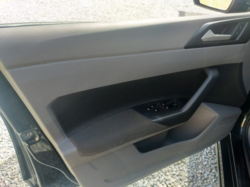 Imagen 11 de 15 de Virtus Comfortline Std. Seminuevo 2020