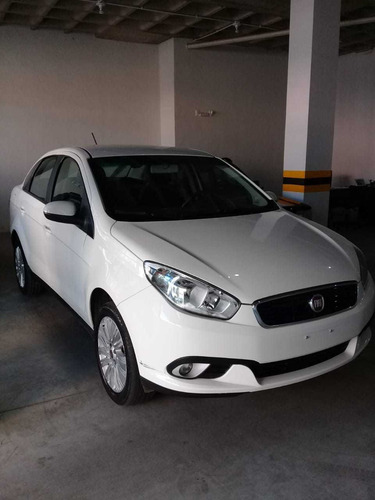 Imagem 2 de 14 de Fiat Grand Siena 2018 1.6 16v Essence Flex 4p